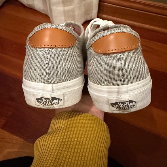 Vans Women's Tan Canvas Lace up Ultracush Skate Shoe, Size 9.5 - Picture 6 of 11